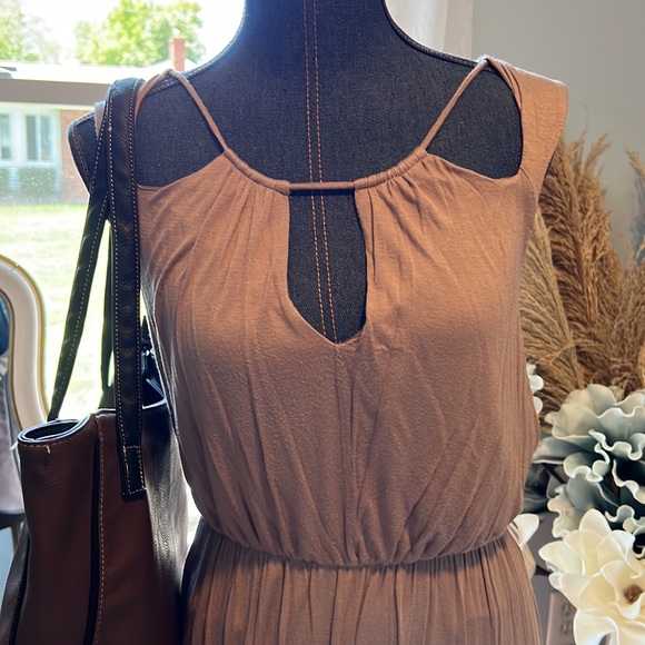 Long Epilogue Dress - Picture 2 of 5